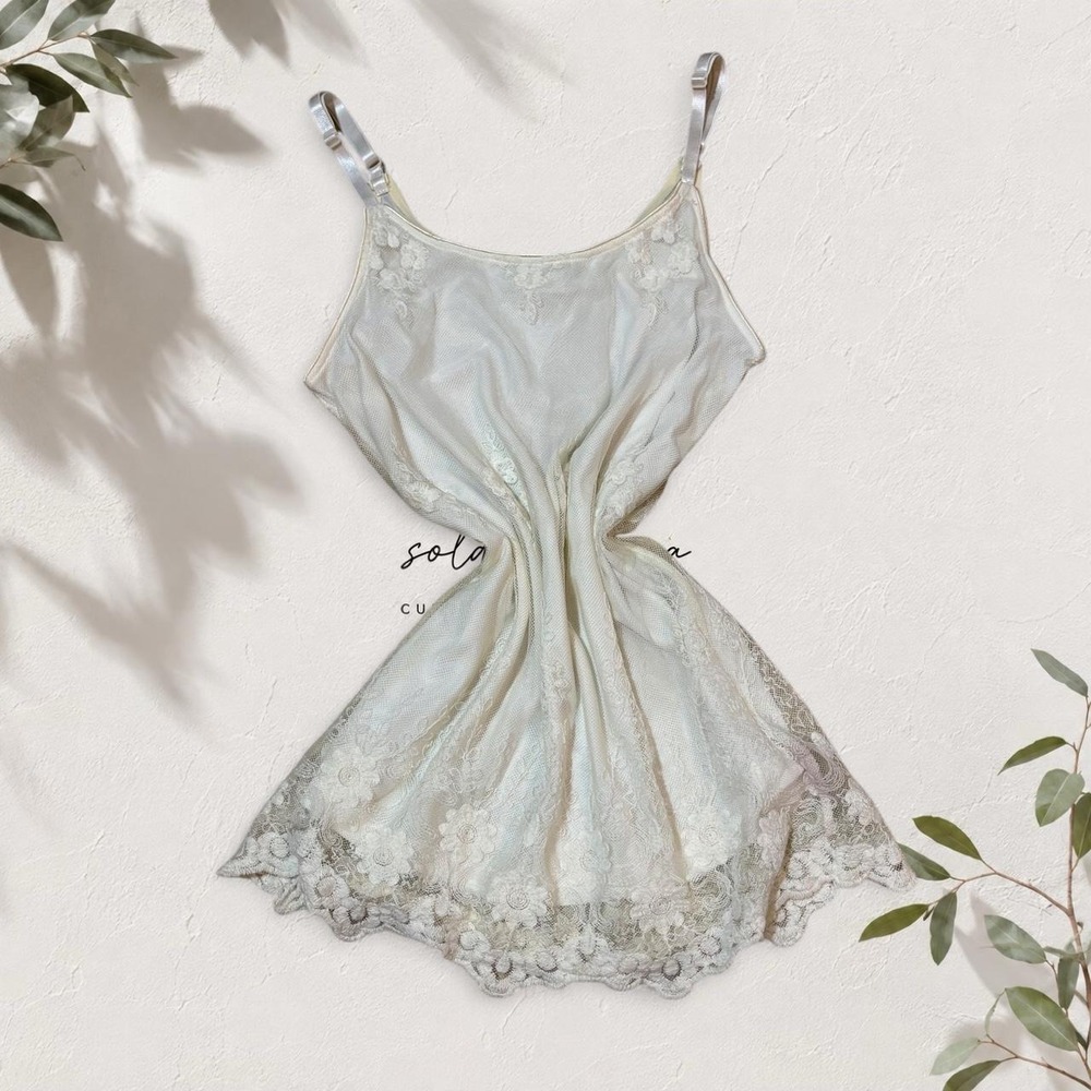 Lia Lee White Lace Tank Top Floral Embroidery Scalloped Hem Coquette Small